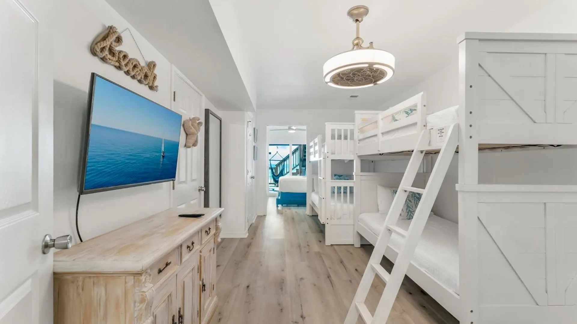Waterside Dreams With Private Beach Destin 0*,