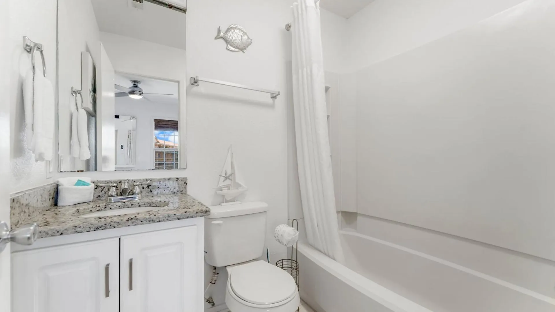 Villa Waterside Dreams With Private Beach Destin